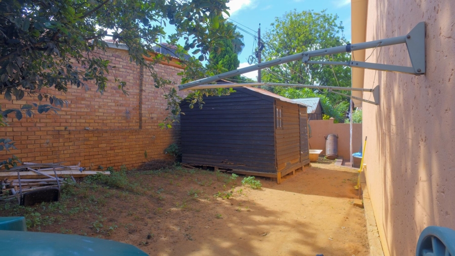 3 Bedroom Property for Sale in Safari Gardens North West